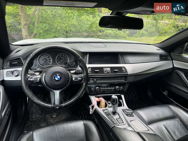 Седан BMW 5 Series 2015 в Хмельницькому