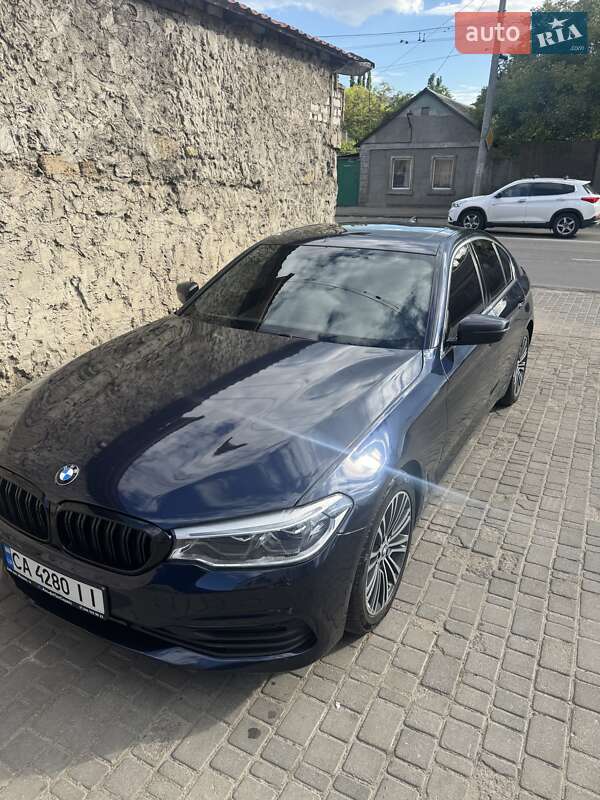 Седан BMW 5 Series 2017 в 