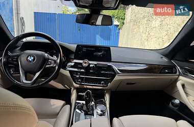Седан BMW 5 Series 2017 в 