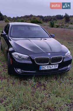 Седан BMW 5 Series 2012 в 