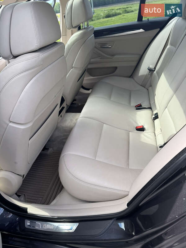 Седан BMW 5 Series 2013 в Вінниці