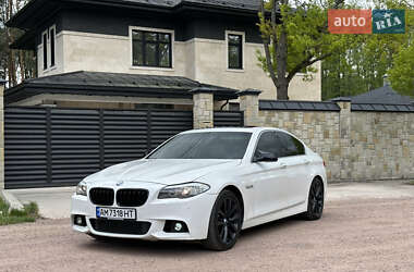 Седан BMW 5 Series 2012 в 
