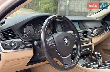 Седан BMW 5 Series 2012 в 
