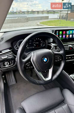 Седан BMW 5 Series 2020 в 