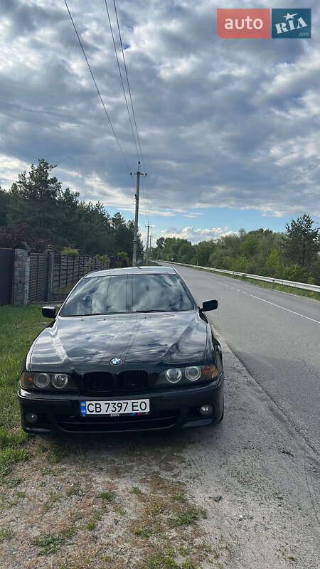 Седан BMW 5 Series 2000 в 