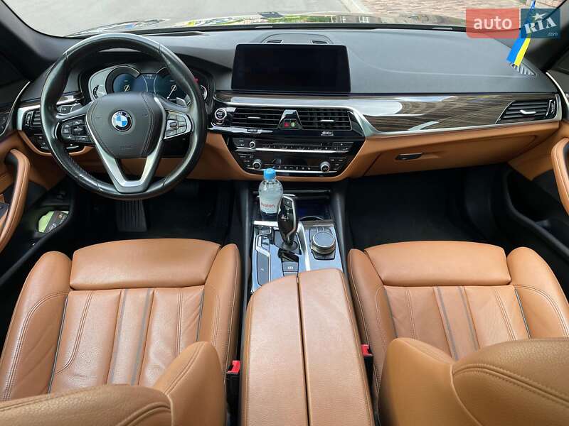 Универсал BMW 5 Series 2018 в Киеве