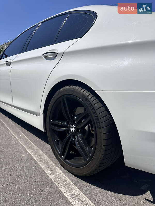 Седан BMW 5 Series 2016 в Дніпрі