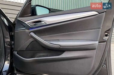 Седан BMW 5 Series 2018 в 