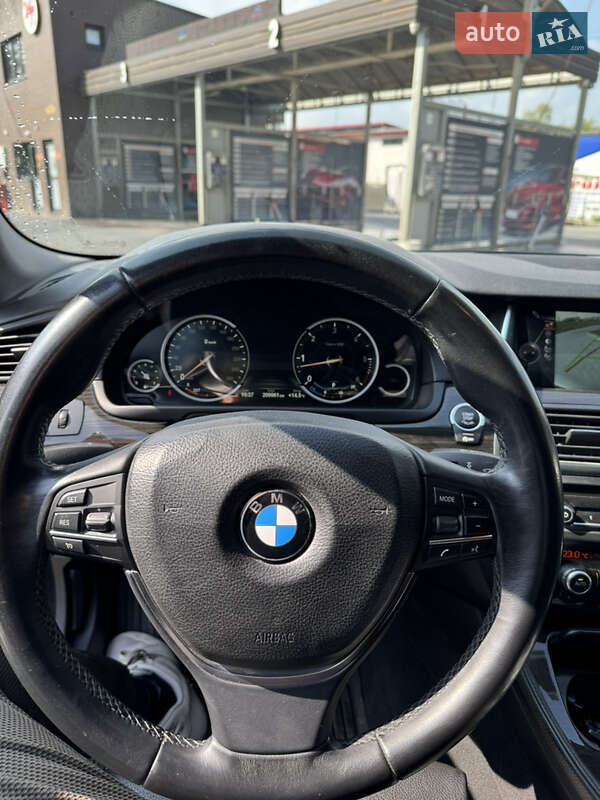 Седан BMW 5 Series 2013 в Ровно
