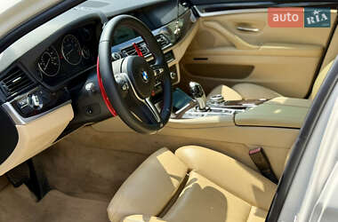 Седан BMW 5 Series 2012 в 