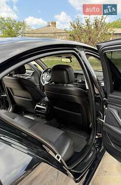 Седан BMW 5 Series 2013 в 