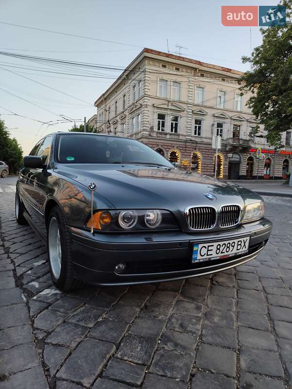 Седан BMW 5 Series 2003 в Черновцах