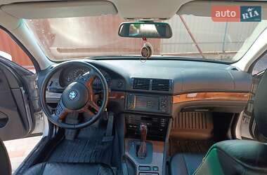 Седан BMW 5 Series 2001 в 