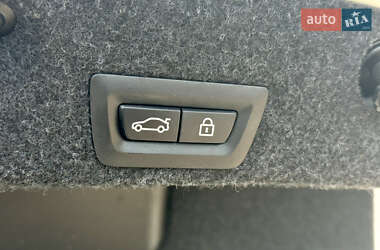 Седан BMW 5 Series 2012 в 