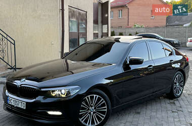 Седан BMW 5 Series 2017 в Львові