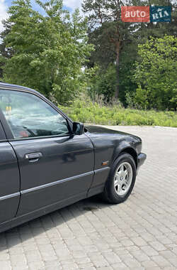 Седан BMW 5 Series 1993 в 