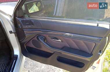 Седан BMW 5 Series 2000 в 