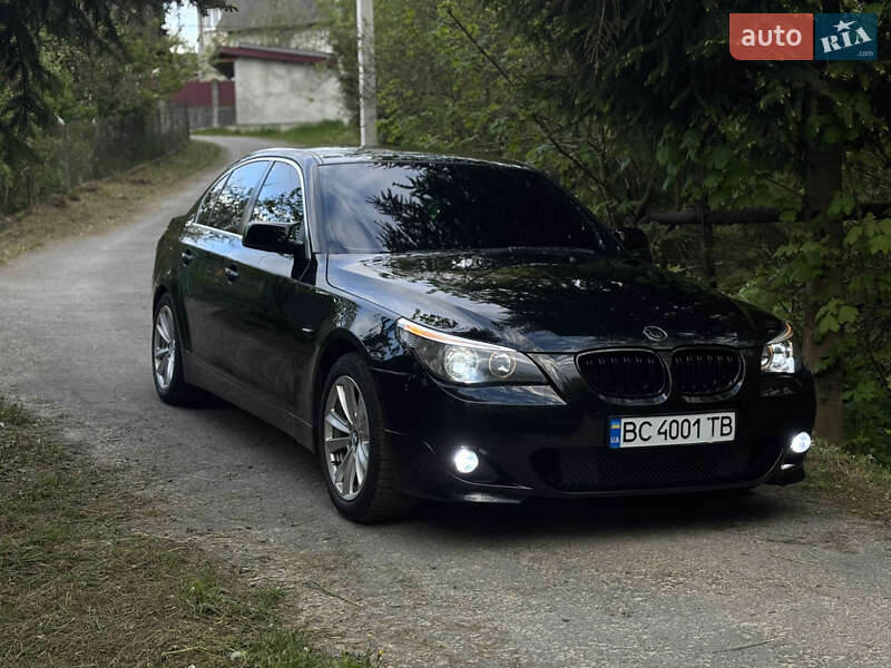 Седан BMW 5 Series 2004 в 