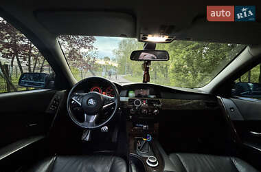 Седан BMW 5 Series 2004 в 
