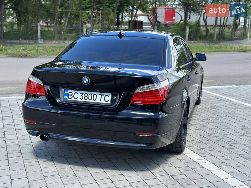 Седан BMW 5 Series 2009 в Ужгороде