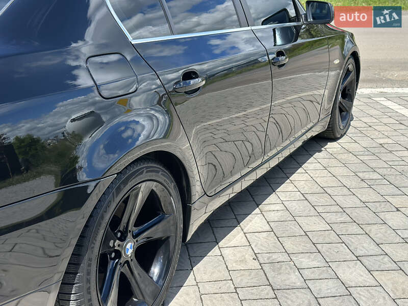 Седан BMW 5 Series 2009 в Ужгороде