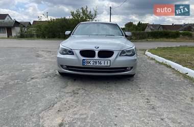 Седан BMW 5 Series 2009 в 