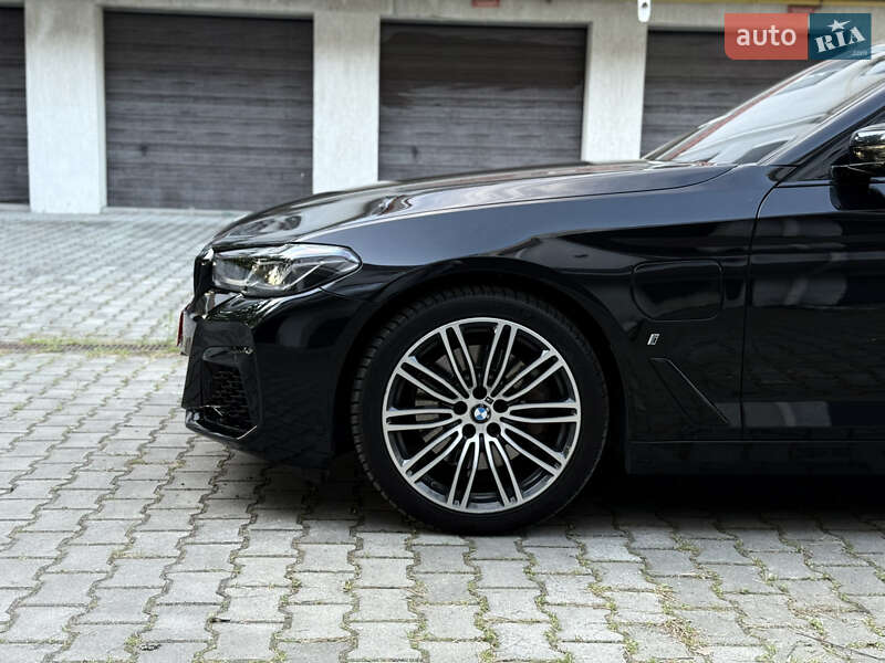 Седан BMW 5 Series 2017 в Києві