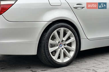 Седан BMW 5 Series 2005 в 