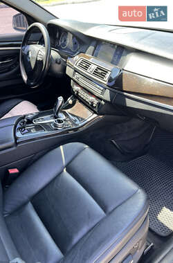 Седан BMW 5 Series 2010 в 