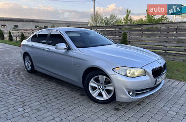 Седан BMW 5 Series 2011 в 