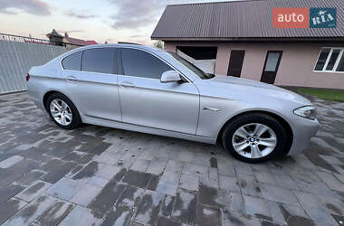 Седан BMW 5 Series 2011 в 
