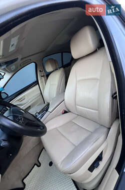 Седан BMW 5 Series 2011 в 