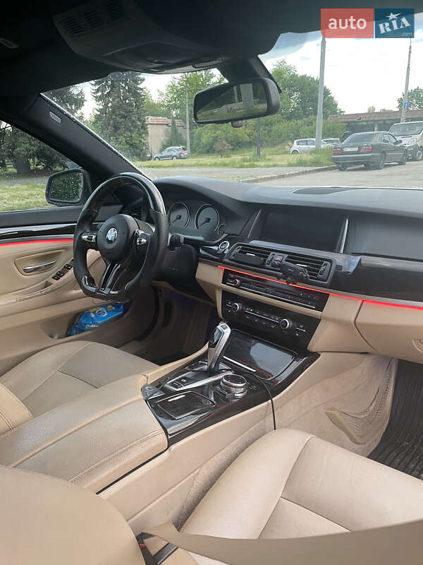 Седан BMW 5 Series 2014 в Ивано-Франковске