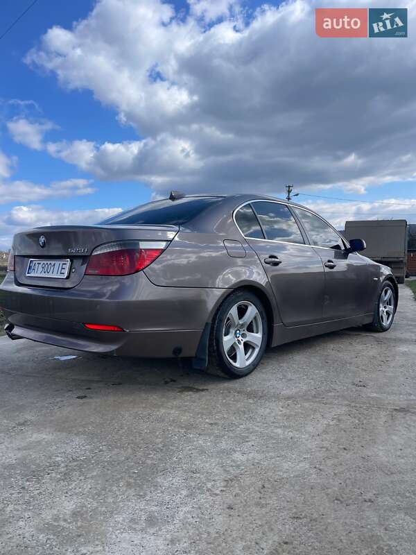 Седан BMW 5 Series 2005 в Чернівцях