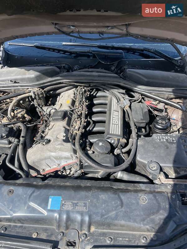 Седан BMW 5 Series 2005 в Чернівцях