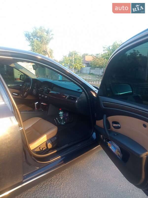 Седан BMW 5 Series 2007 в Павлограде