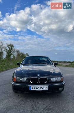 Седан BMW 5 Series 1997 в Чуднове