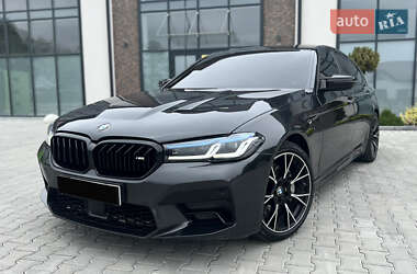 Седан BMW 5 Series 2017 в 
