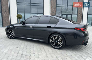 Седан BMW 5 Series 2017 в 