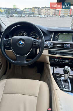 Седан BMW 5 Series 2013 в 