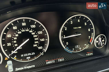 Седан BMW 5 Series 2013 в 
