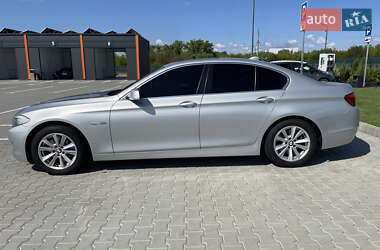 Седан BMW 5 Series 2011 в 