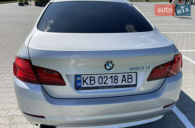 Седан BMW 5 Series 2011 в 