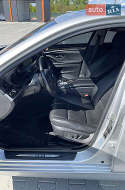 Седан BMW 5 Series 2011 в 
