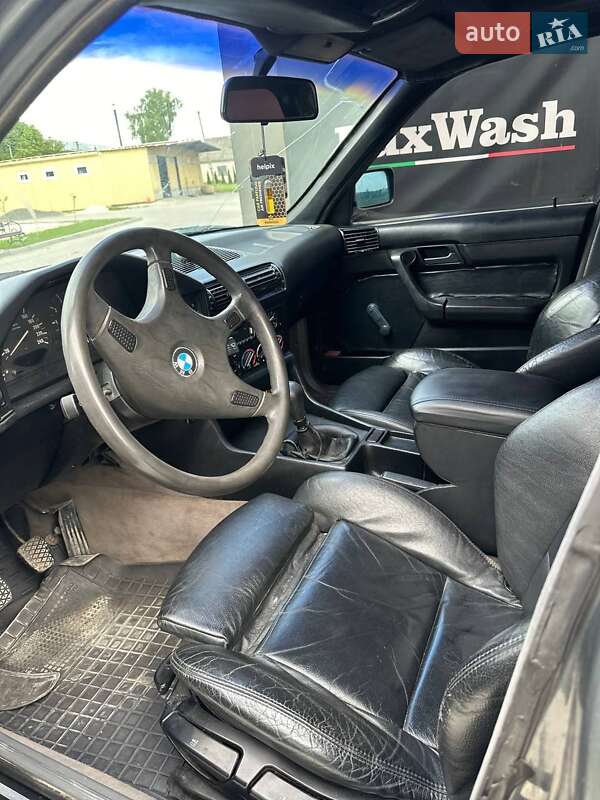Седан BMW 5 Series 1990 в Шумську