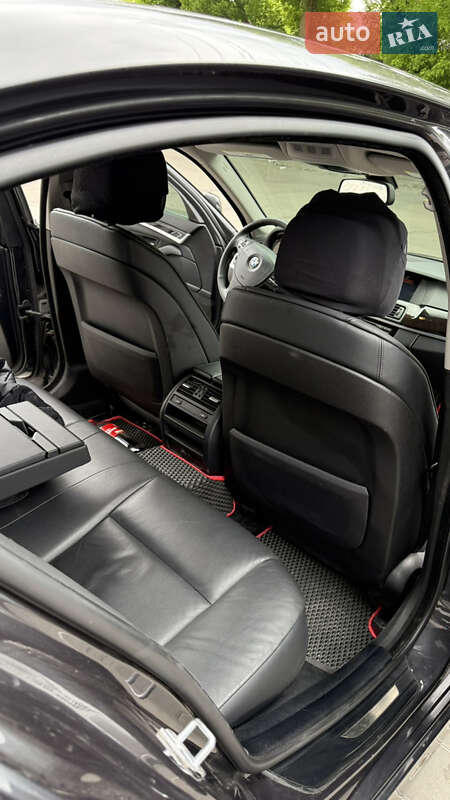 Седан BMW 5 Series 2013 в Фастові