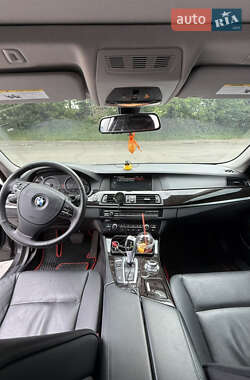 Седан BMW 5 Series 2013 в 