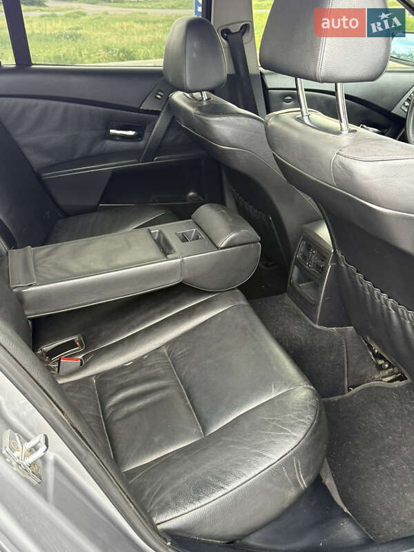 Седан BMW 5 Series 2003 в Золотоноше