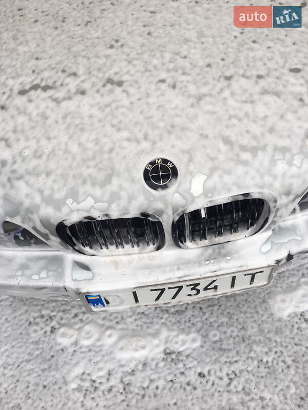 BMW 5 Series 2000