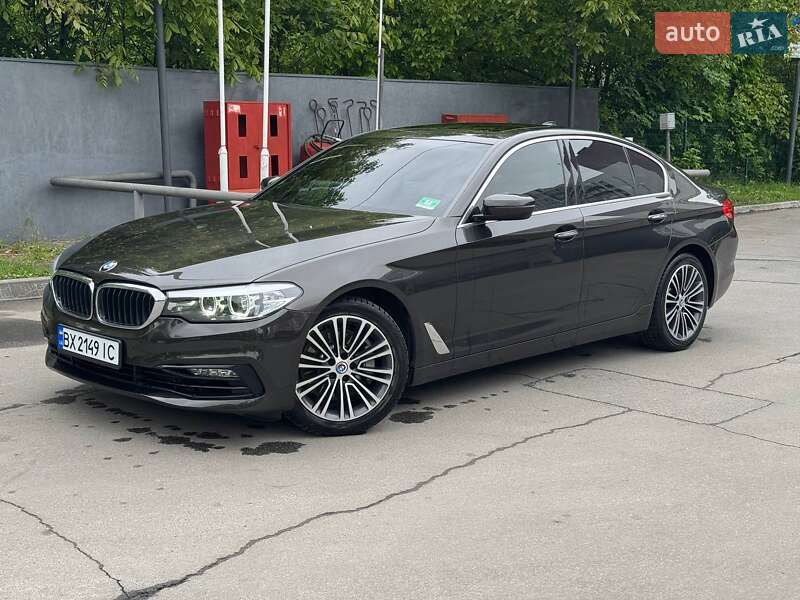Седан BMW 5 Series 2018 в Хмельницком